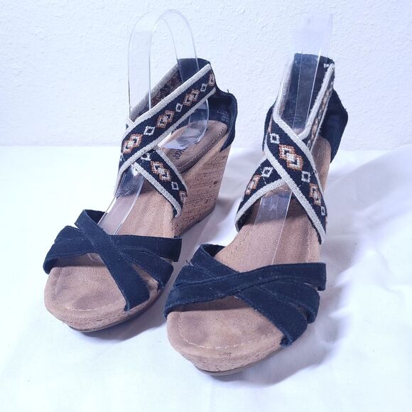 Minnetonka Moccasin Drew Platform Aztec Wedge Sandals Womens Size 8. - Picture 1 of 9
